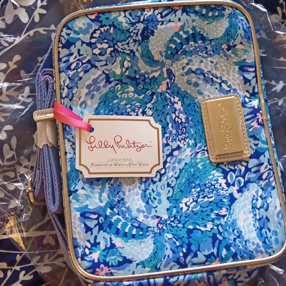 Wave After Wave Lilly Pulitzer lunch box BRAND NEW